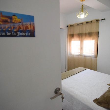 Atico Aguayos Con Parking Gratis Apartment Cordoba Luaran gambar