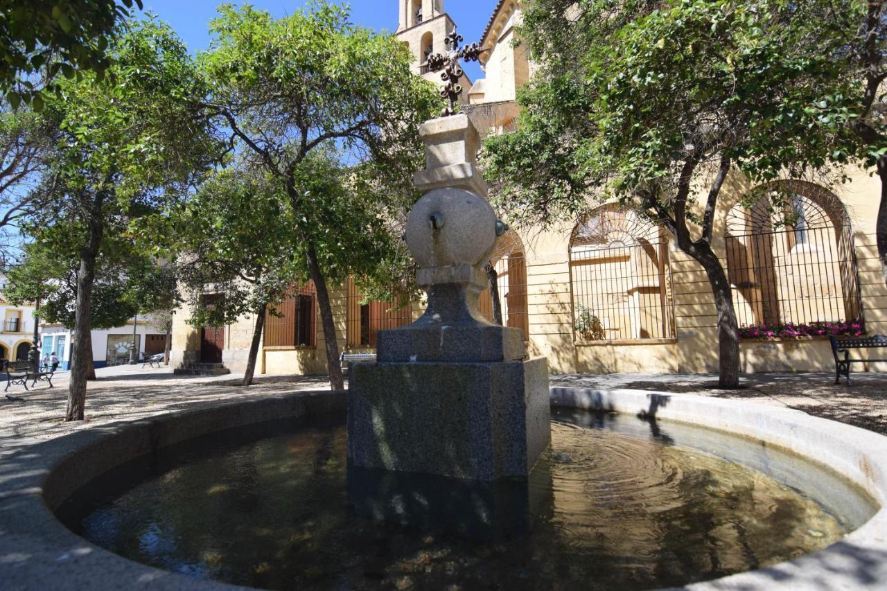 Atico Aguayos Con Parking Gratis Apartment Cordoba Luaran gambar